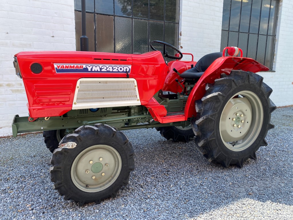 Yanmar YM2420D